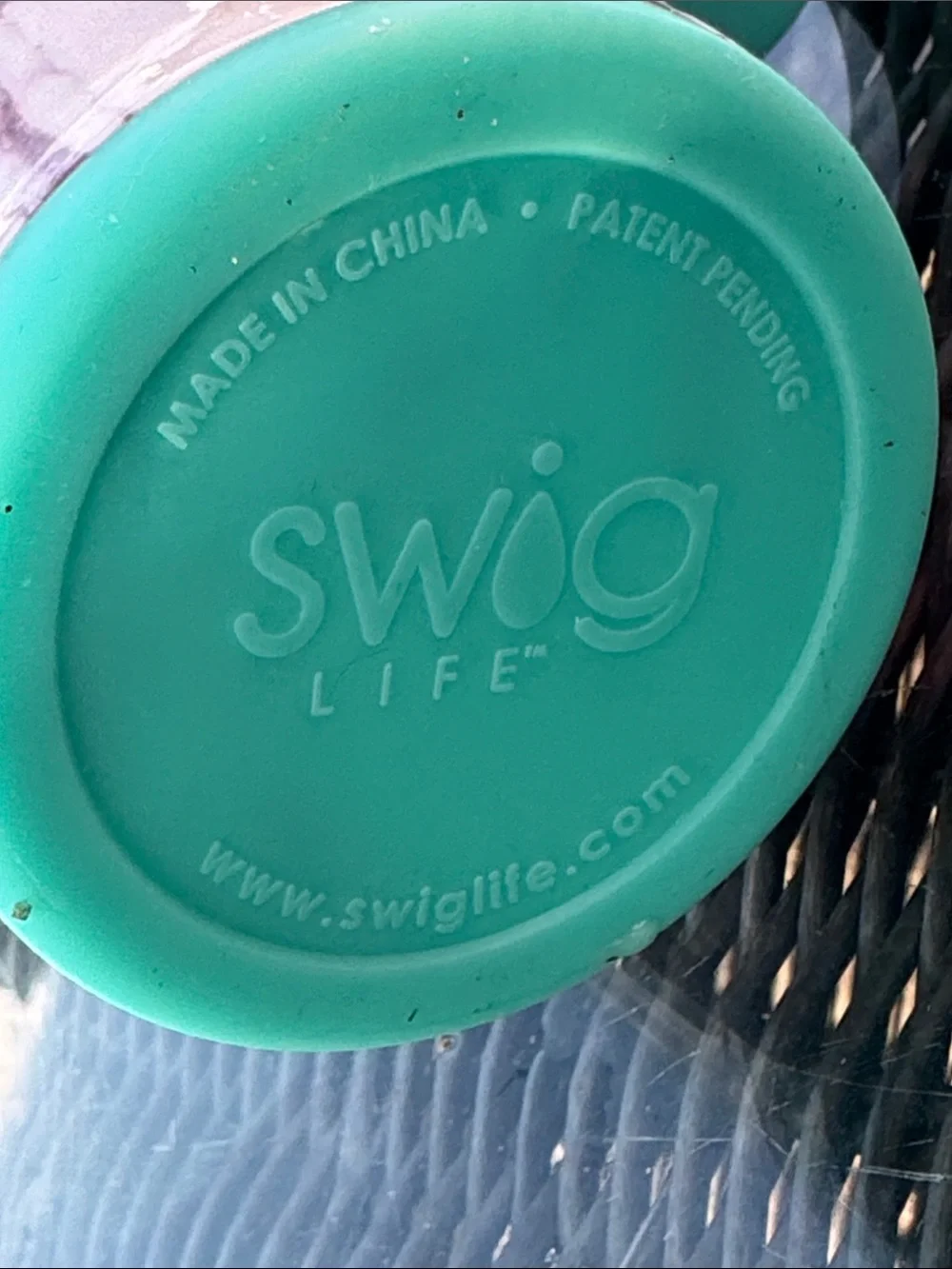 Swig Marble slab Travel Mug with Teal Handle
